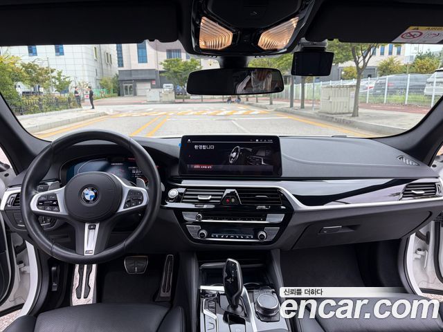 BMW 5 Series (G30) 530i xDrive M Sport Package 2023 — фото 19