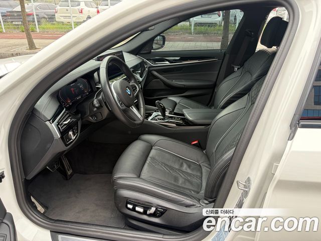BMW 5 Series (G30) 530i xDrive M Sport Package 2023 — фото 20