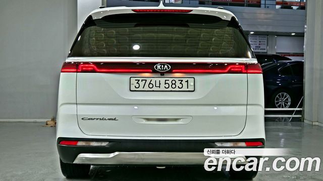 Kia Carnival (IV) Diesel 9-Seater Signature 2021 — фото 5