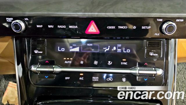 Kia Carnival (IV) Diesel 9-Seater Signature 2021 — фото 11