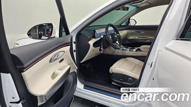 Genesis GV70 2.5T Gasoline 2WD 2026 — фото 10
