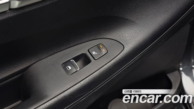 Hyundai Grandeur (IG) 2.4 Premium 2019 — фото 17