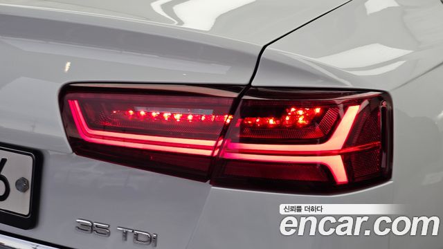 Audi A6 35 TDI Premium C7 2018 — фото 23