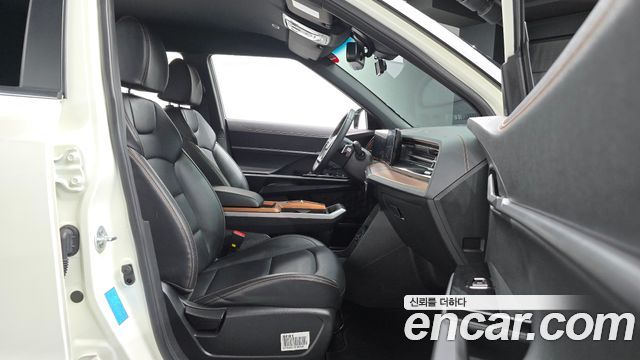 KG Mobility (SsangYong) Torres EVX E5 2024 — фото 26
