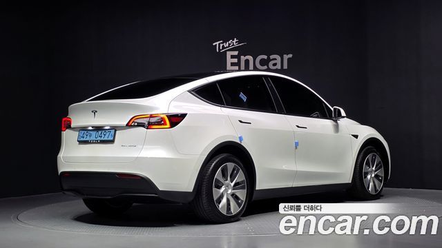 Tesla Model Y Long Range AWD 2022 — фото 2