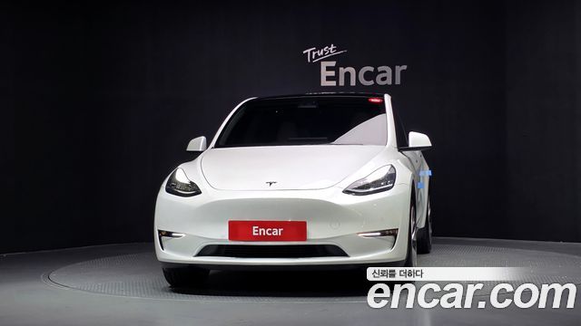 Tesla Model Y Long Range AWD 2022 — фото 3