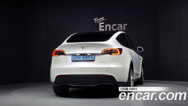 Tesla Model Y Long Range AWD 2022 — фото 4
