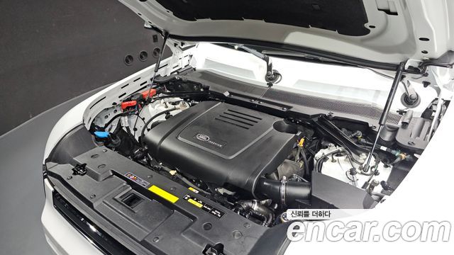 Land Rover Defender (L663) 110 P300 X-Dynamic SE 2024 — фото 6