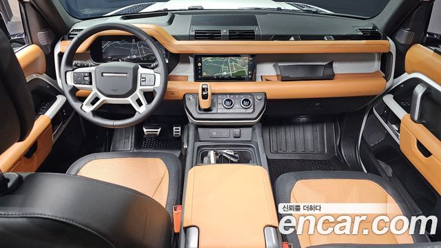 Land Rover Defender (L663) 110 P300 X-Dynamic SE 2024 — фото 7