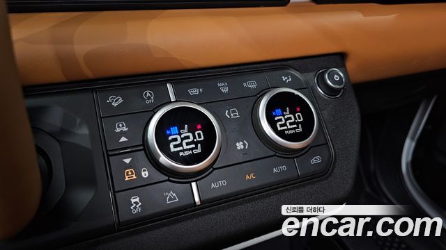 Land Rover Defender (L663) 110 P300 X-Dynamic SE 2024 — фото 24