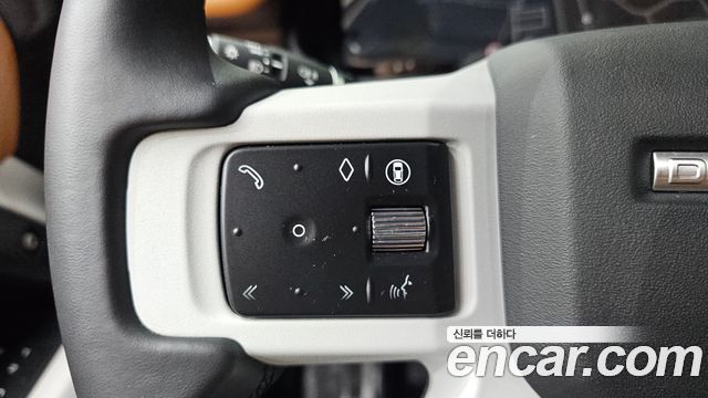 Land Rover Defender (L663) 110 P300 X-Dynamic SE 2024 — фото 34