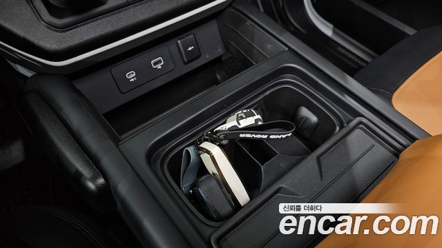 Land Rover Defender (L663) 110 P300 X-Dynamic SE 2024 — фото 37