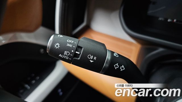 Land Rover Defender (L663) 110 P300 X-Dynamic SE 2024 — фото 38