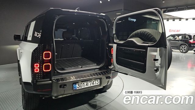 Land Rover Defender (L663) 110 P300 X-Dynamic SE 2024 — фото 44