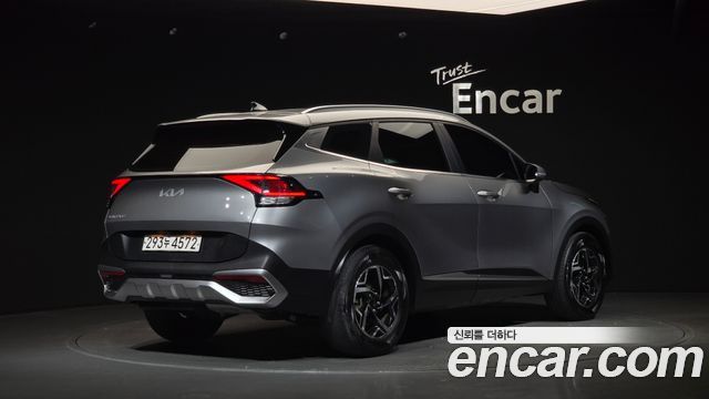 Kia Sportage (V) Diesel 2.0 2WD Prestige 2022 — фото 2