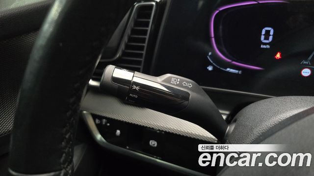 Kia Sportage (V) Diesel 2.0 2WD Prestige 2022 — фото 17