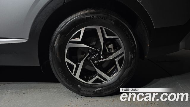 Kia Sportage (V) Diesel 2.0 2WD Prestige 2022 — фото 21