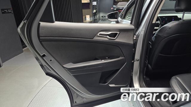 Kia Sportage (V) Diesel 2.0 2WD Prestige 2022 — фото 25