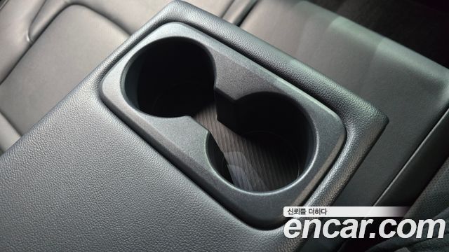 Kia Sportage (V) Diesel 2.0 2WD Prestige 2022 — фото 31