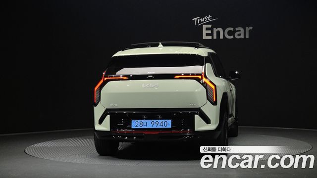 Kia EV3 Standard 2WD GT Line 2025 — фото 4