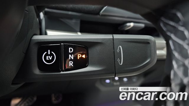 Kia EV3 Standard 2WD GT Line 2025 — фото 9