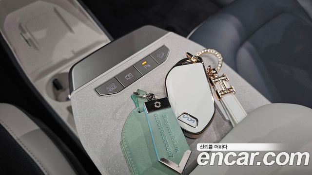 Kia EV3 Standard 2WD GT Line 2025 — фото 37