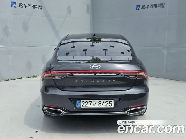 Hyundai Grandeur (IG) 2.5 Premium Choice 2021 — фото 4