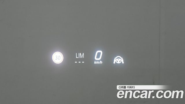 Mercedes-Benz E-Class (W214) E200 AMG Line 2026 — фото 17