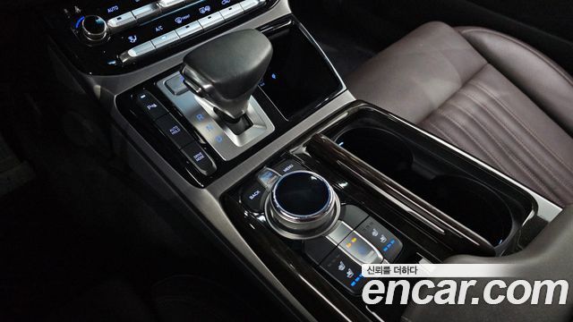 Genesis EQ900 3.8 GDI AWD Luxury 2016 — фото 9