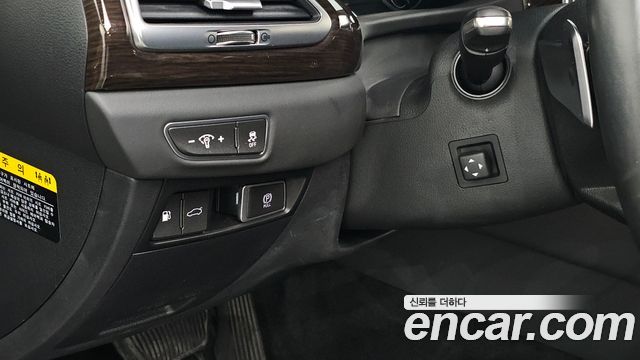 Genesis EQ900 3.8 GDI AWD Luxury 2016 — фото 17