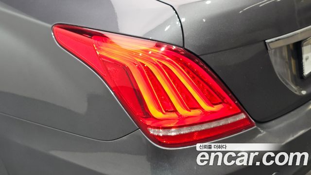 Genesis EQ900 3.8 GDI AWD Luxury 2016 — фото 23