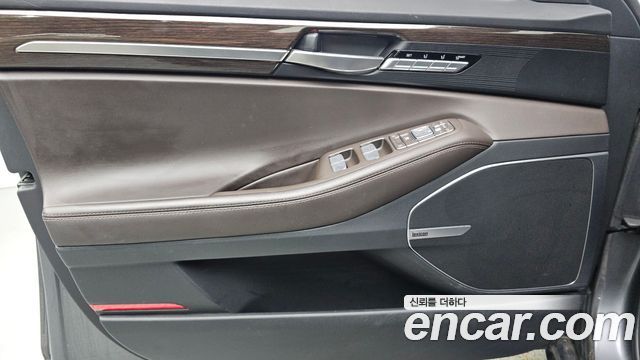 Genesis EQ900 3.8 GDI AWD Luxury 2016 — фото 24