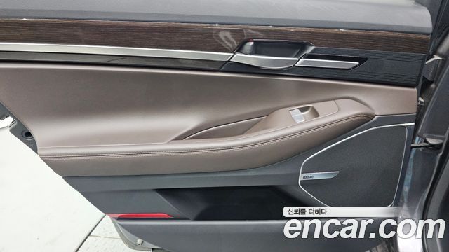 Genesis EQ900 3.8 GDI AWD Luxury 2016 — фото 25