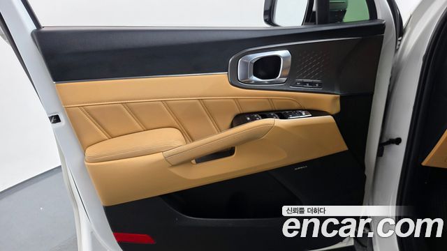 Kia Sorento (IV) HEV 1.6 2WD Gravity 2023 — фото 24