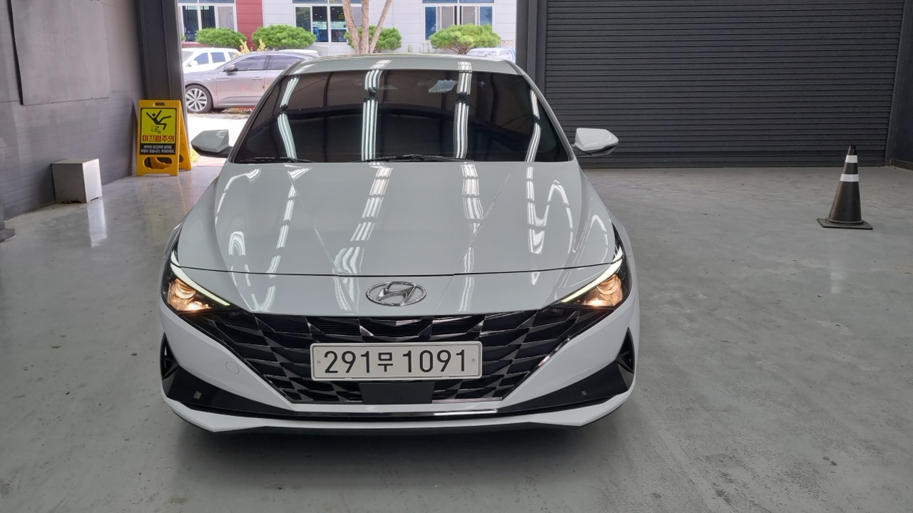 Hyundai Avante (CN7) 1.6 Modern 2023 — фото 3