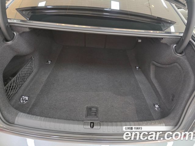 Audi A6 (C8) 45 TFSI Premium 2023 — фото 18