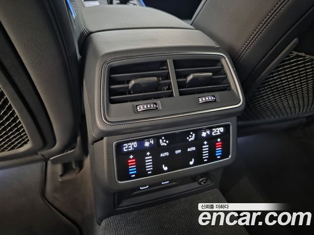 Audi A6 (C8) 45 TFSI Premium 2023 — фото 21