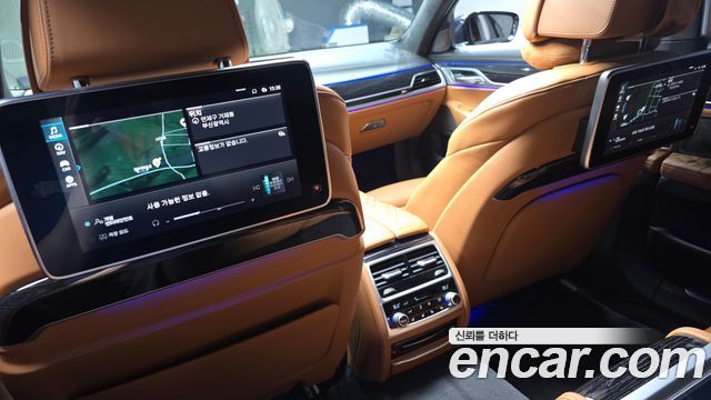 BMW 7 Series (G11) 745Le iPerformance M Sport 2021 — фото 29