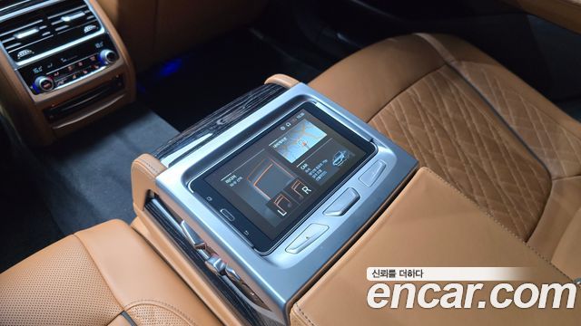 BMW 7 Series (G11) 745Le iPerformance M Sport 2021 — фото 30