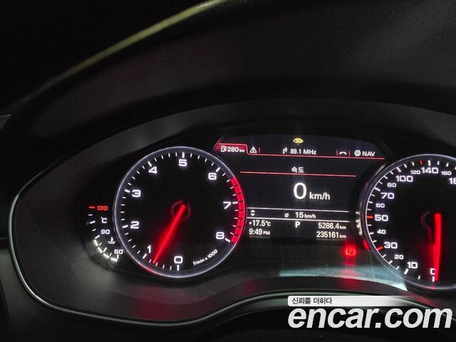 Audi A7 3.0 TFSI Quattro Entry 4G 2012 — фото 8