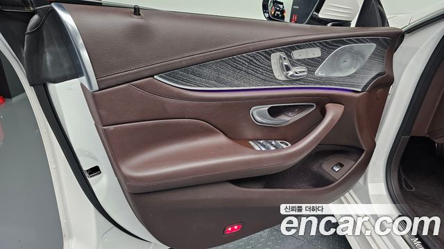 Mercedes-Benz CLS-Class (C257) CLS450 4MATIC AMG Line 2021 — фото 24