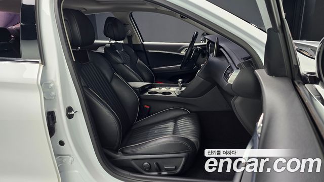 Genesis G70 2.0T Supreme 2018 — фото 10