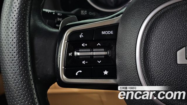 Kia Carnival (IV) Gasoline 11-Seater Noblesse 2023 — фото 18
