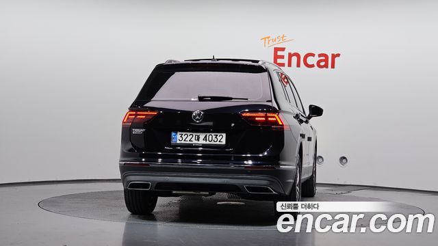 Volkswagen Tiguan Allspace 2.0 TDI Prestige 2020 — фото 4