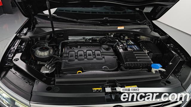Volkswagen Tiguan Allspace 2.0 TDI Prestige 2020 — фото 6