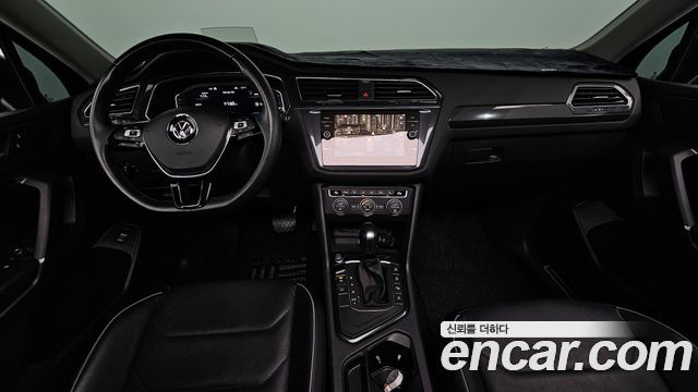 Volkswagen Tiguan Allspace 2.0 TDI Prestige 2020 — фото 7