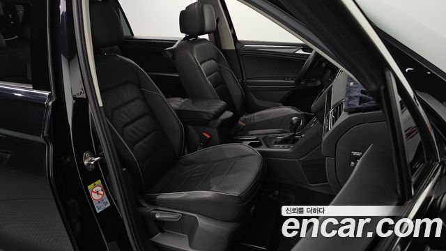 Volkswagen Tiguan Allspace 2.0 TDI Prestige 2020 — фото 26