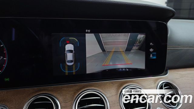 Mercedes-Benz E-Class (W213) E250 Exclusive 2021 — фото 15