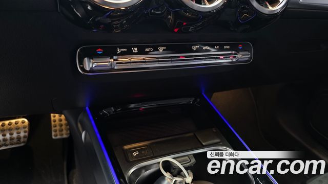 Mercedes-Benz GLB-Class (X247) GLB250 4MATIC 2021 — фото 19