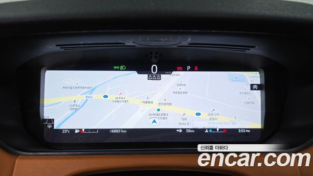 Land Rover Range Rover Velar 3.0 P400 R-Dynamic HSE 2022 — фото 8